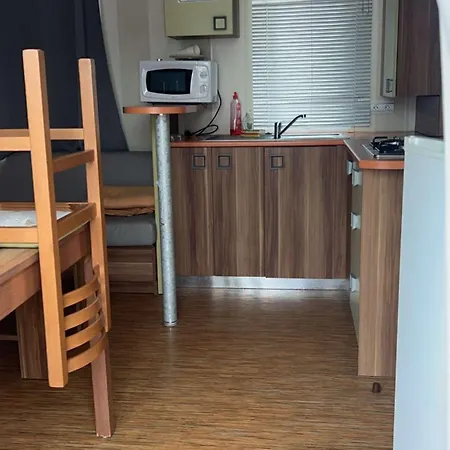 Kamp alanı Mobil Au Castellas Marseillan *