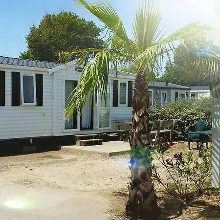 Camping Mobil Au Castellas Marseillan